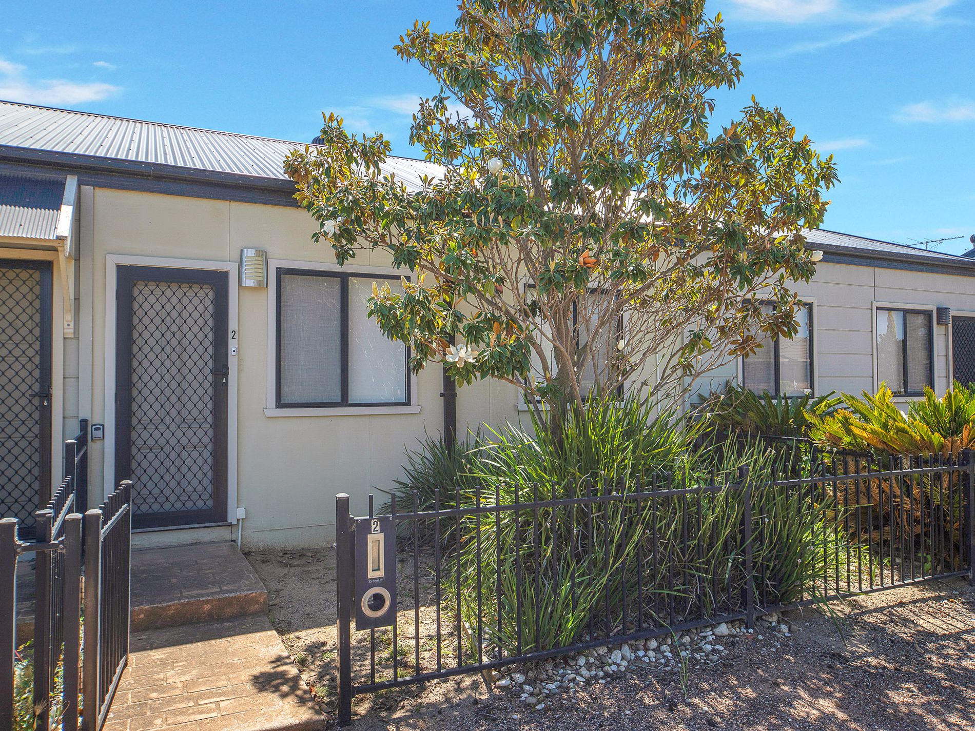 2 / 2-6 Kelly Street, Werribee