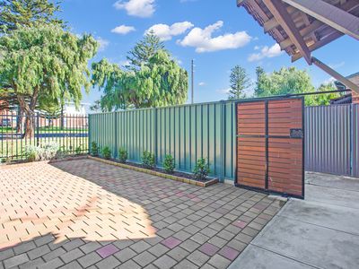 22 Ormiston Court, Taperoo