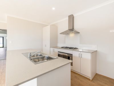 5 Cloudburst Avenue, Baldivis