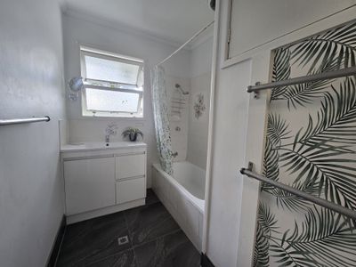 1 / 164 Mayes Avenue, Kingston