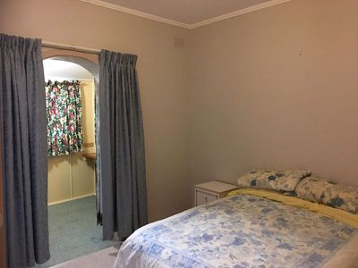 8 Nitschke Street, Millicent