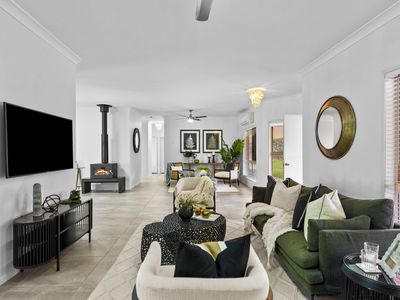 39-43 Jindabyne Court, Greenbank