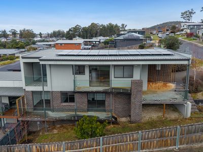 5 Reeves Crescent, Kingston