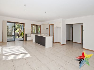 2 Hindsdale Court, Windaroo