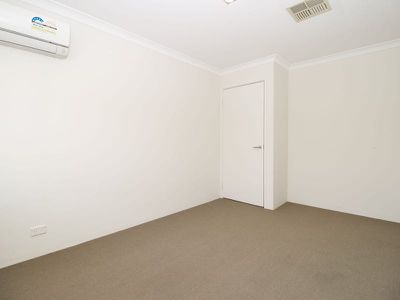 24 Almond Avenue , Shoalwater