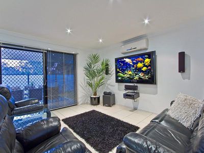 8 Wirra Cct, Wynnum West