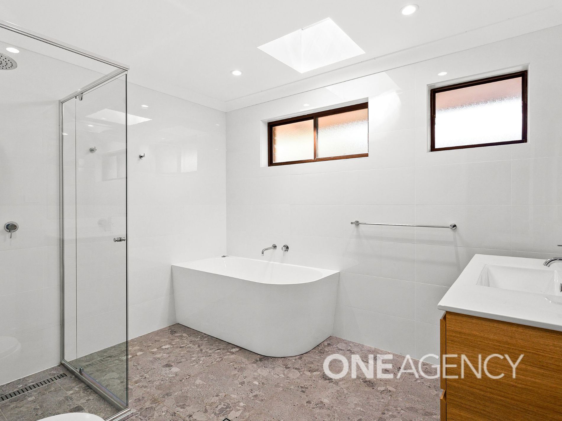 7 Oaks Avenue, Kanahooka