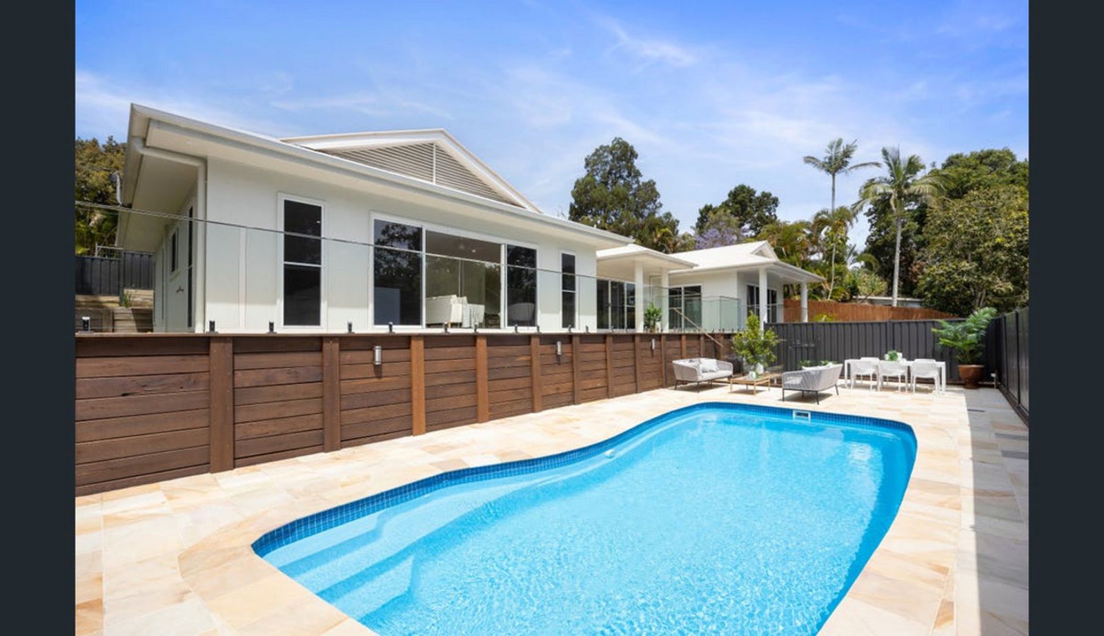 Photo 1 of 28, 4 Wyandra Street, Noosa Heads