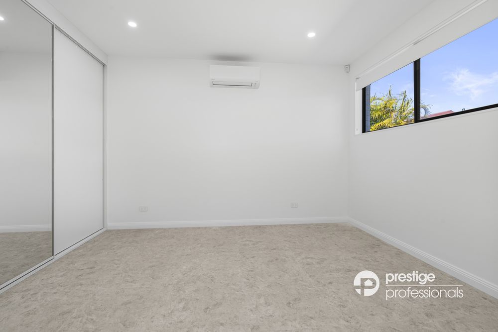 3 / 5 Elouera Crescent, Moorebank