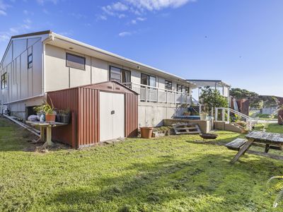 24 Scott Avenue, Otaki Beach
