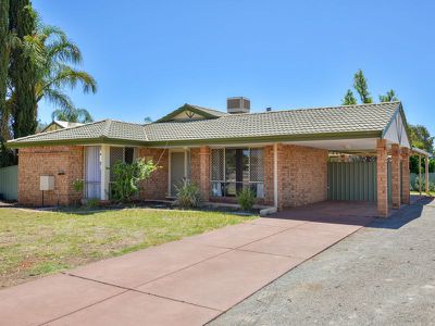 2 Holroyd Way, Boulder