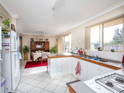 2 / 18 Seashore Mews, South Bunbury