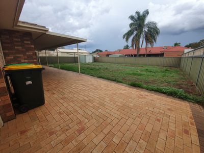 20 Swan Street, Dubbo
