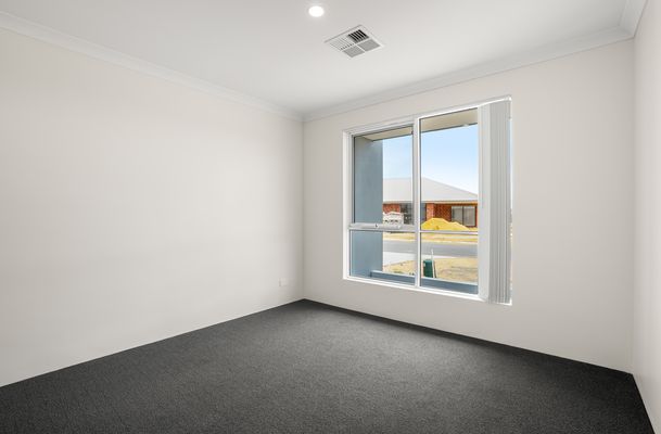 16 Minjary Loop, Baldivis