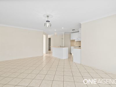 5 Hesperus Close, Nowra