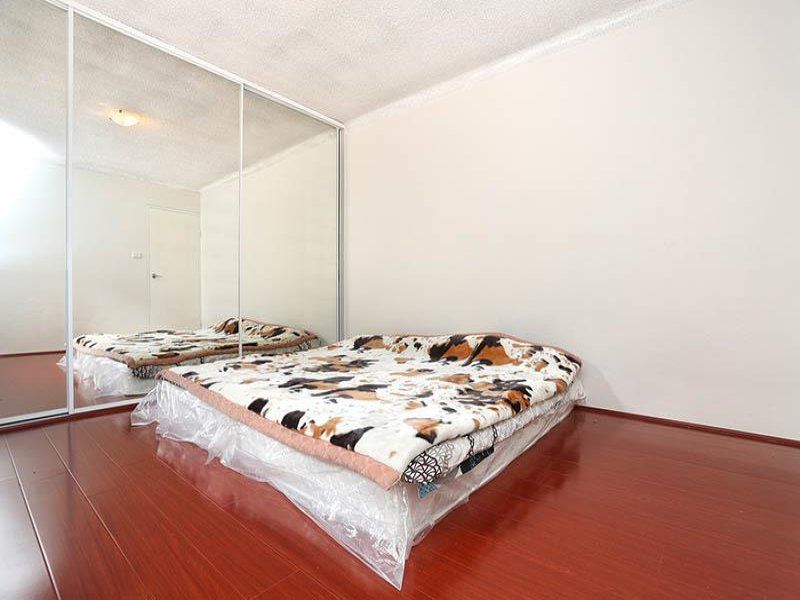 10 / 9 Secant St, Liverpool