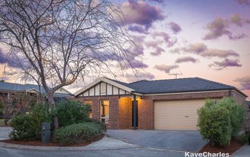 49 Tantallon Boulevard, Beaconsfield