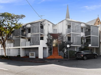 8 / 273 Boundary Street, Spring Hill
