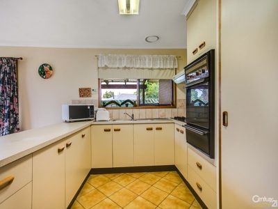 4 Sarah Place, Hampton Park