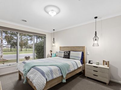 30 Stringers Lane, Leopold