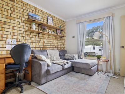 4 Combes Road, Longley