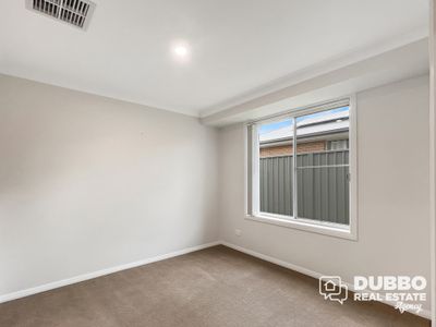 22A Boyd Avenue, Dubbo