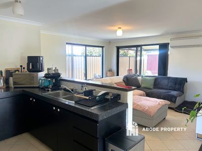 12 Coomer Elbow, South Guildford