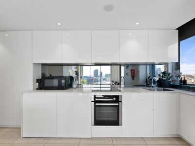 802 / 302 Crown Street, Darlinghurst