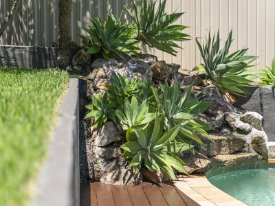 27 Captain Cook Close, Arundel