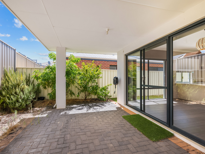 29 Mariposa Gardens, Success