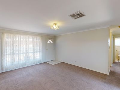 16A Grevillea Close, Dubbo
