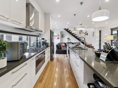 9A SEVES STREET, Altona