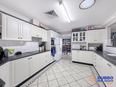 15 Dulhunty Avenue, Dubbo