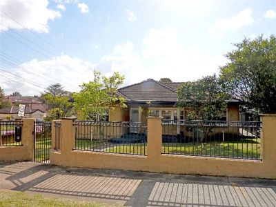 82 Stoney Creek Rd, Beverly Hills