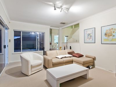 10 Matsen Close, Booragoon
