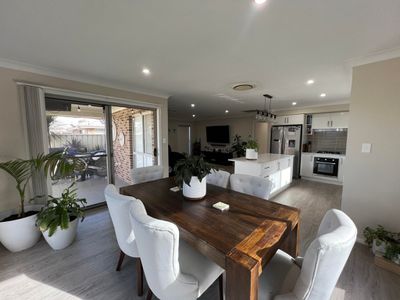 19 Ebor Way, Dubbo