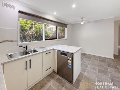 28 Derimal Street, Horsham