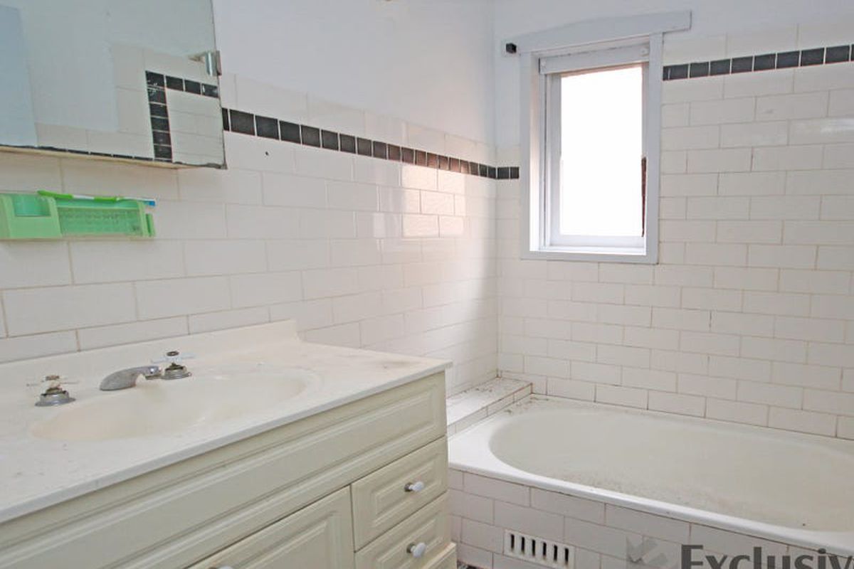 82 Second Avenue, Campsie