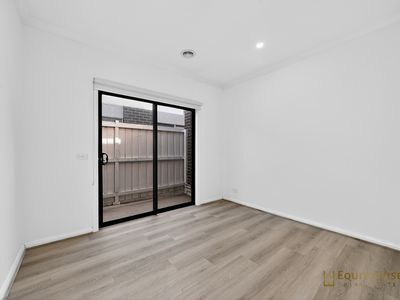 27 Thrums Road, Mambourin