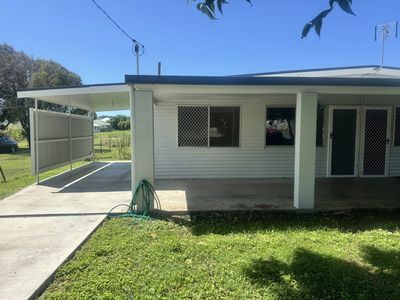 2 / 10A Don Street, Bowen