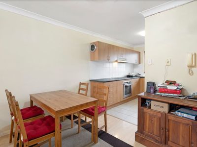 20 / 11  Oakmont ave , Oxley