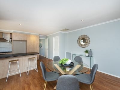 21 BEDOURIE STREET, Dunlop