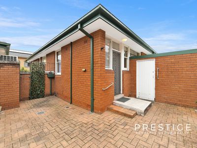 1 / 53 Connemarra Street, Bexley