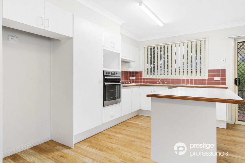 5 Paroo Court, Wattle Grove