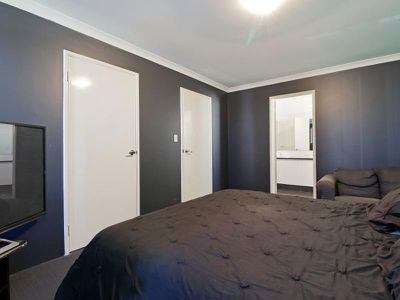 10 Narbone Way, Piara Waters