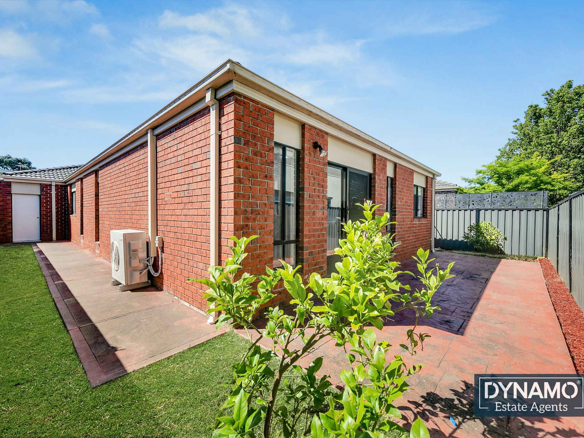 24 Huntingfield street, Craigieburn