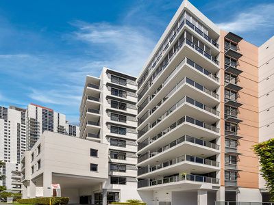 409 / 1-3 Aqua Street, Southport