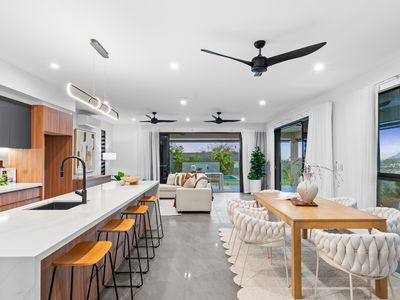 50-52 East Parkridge Drive, Brinsmead