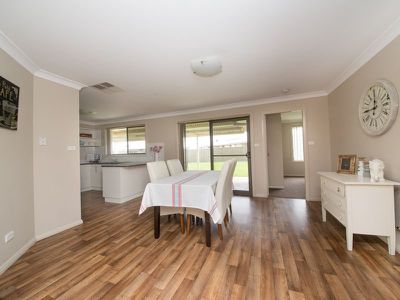 16 Arthur Summons Street, Dubbo