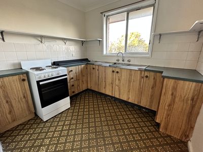 2 / 51 Kingston Street, Oak Flats